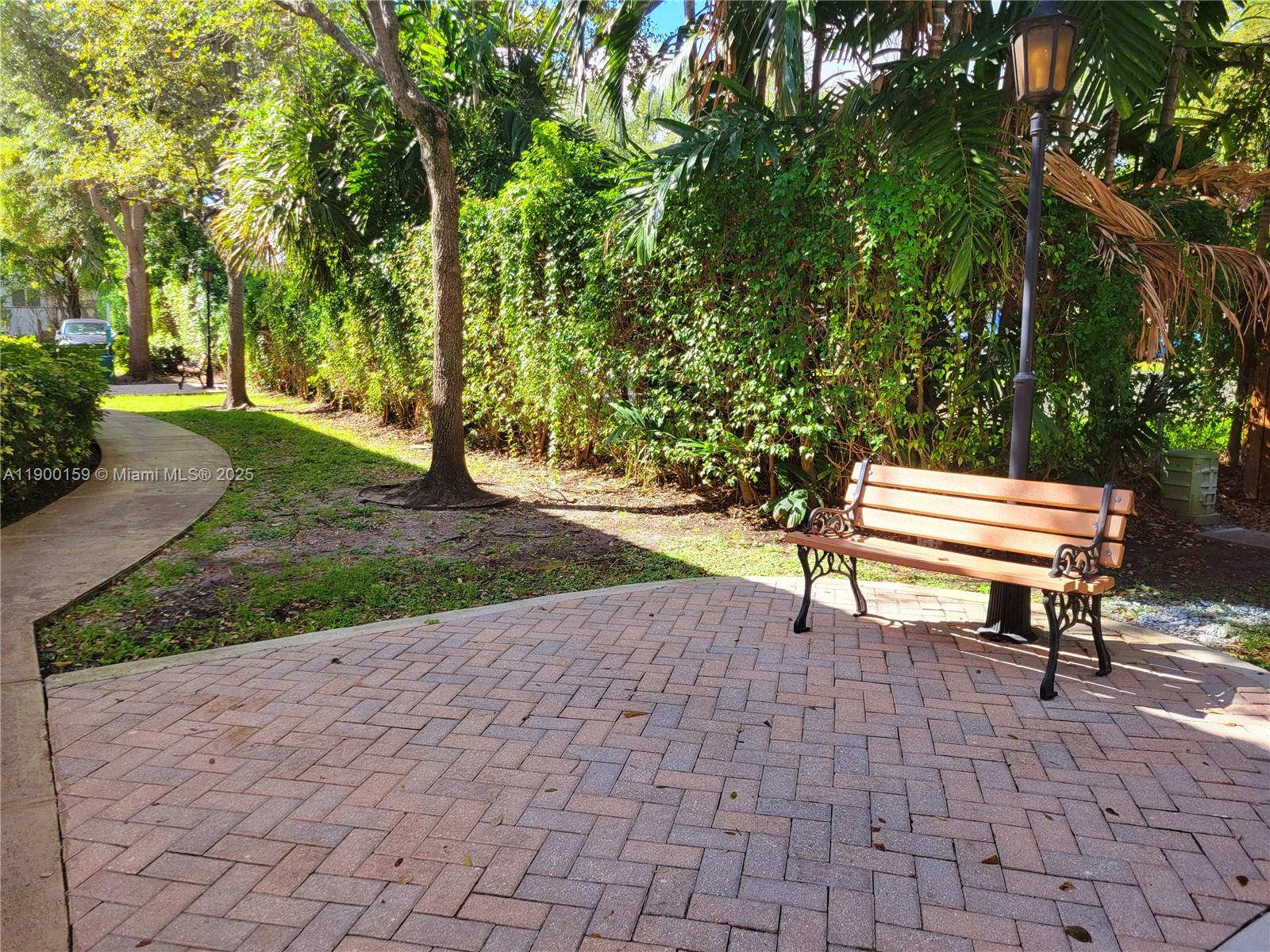 8609 SW 68th Ct #5 Pinecrest, FL 33156