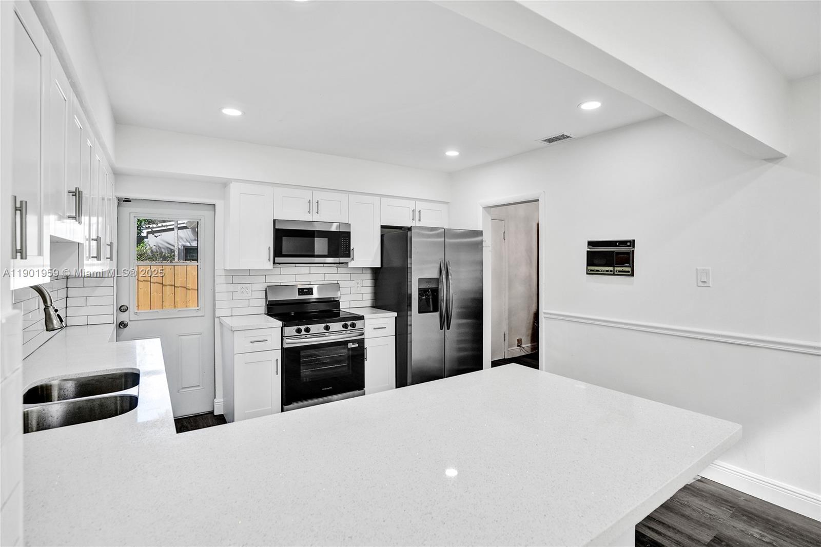 6300 SW 62nd Pl South Miami, FL 33143