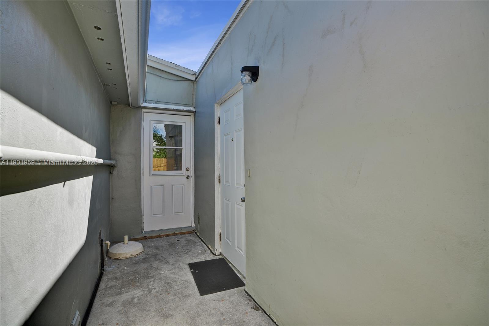 6300 SW 62nd Pl South Miami, FL 33143