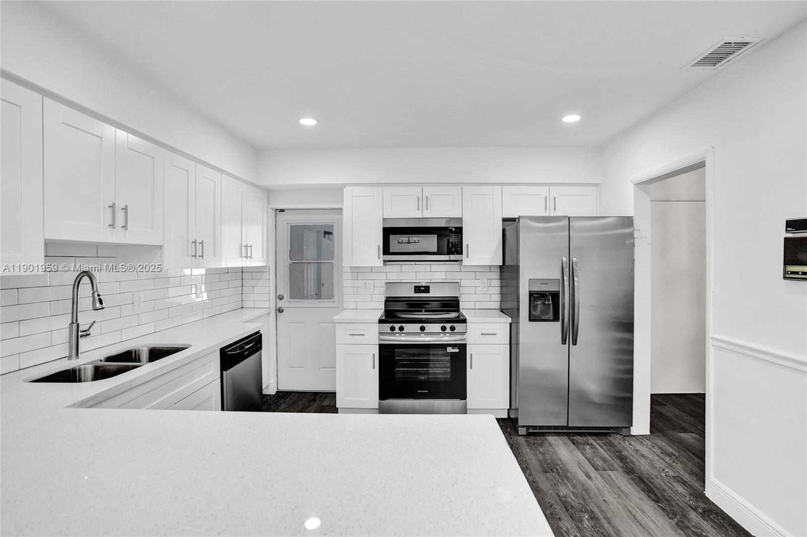 6300 SW 62nd Pl South Miami, FL 33143