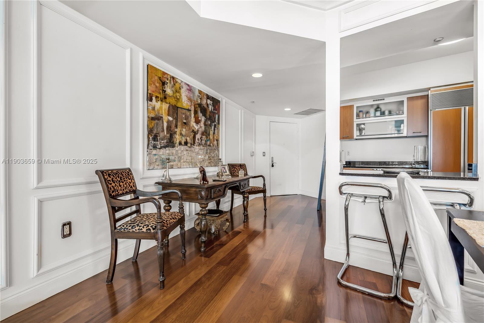 400 Alton Rd #2409 Miami Beach, FL 33139