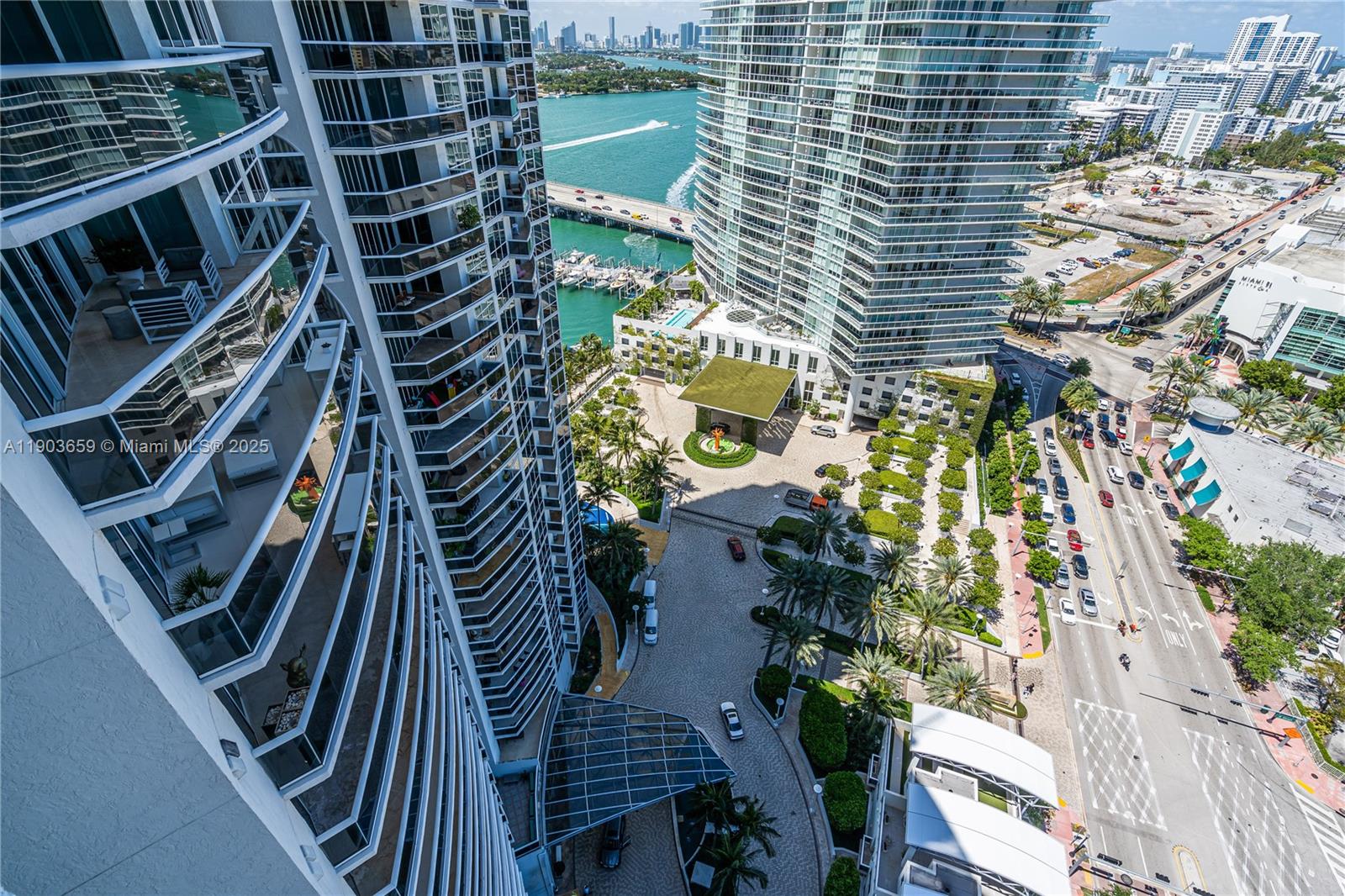 400 Alton Rd #2409 Miami Beach, FL 33139