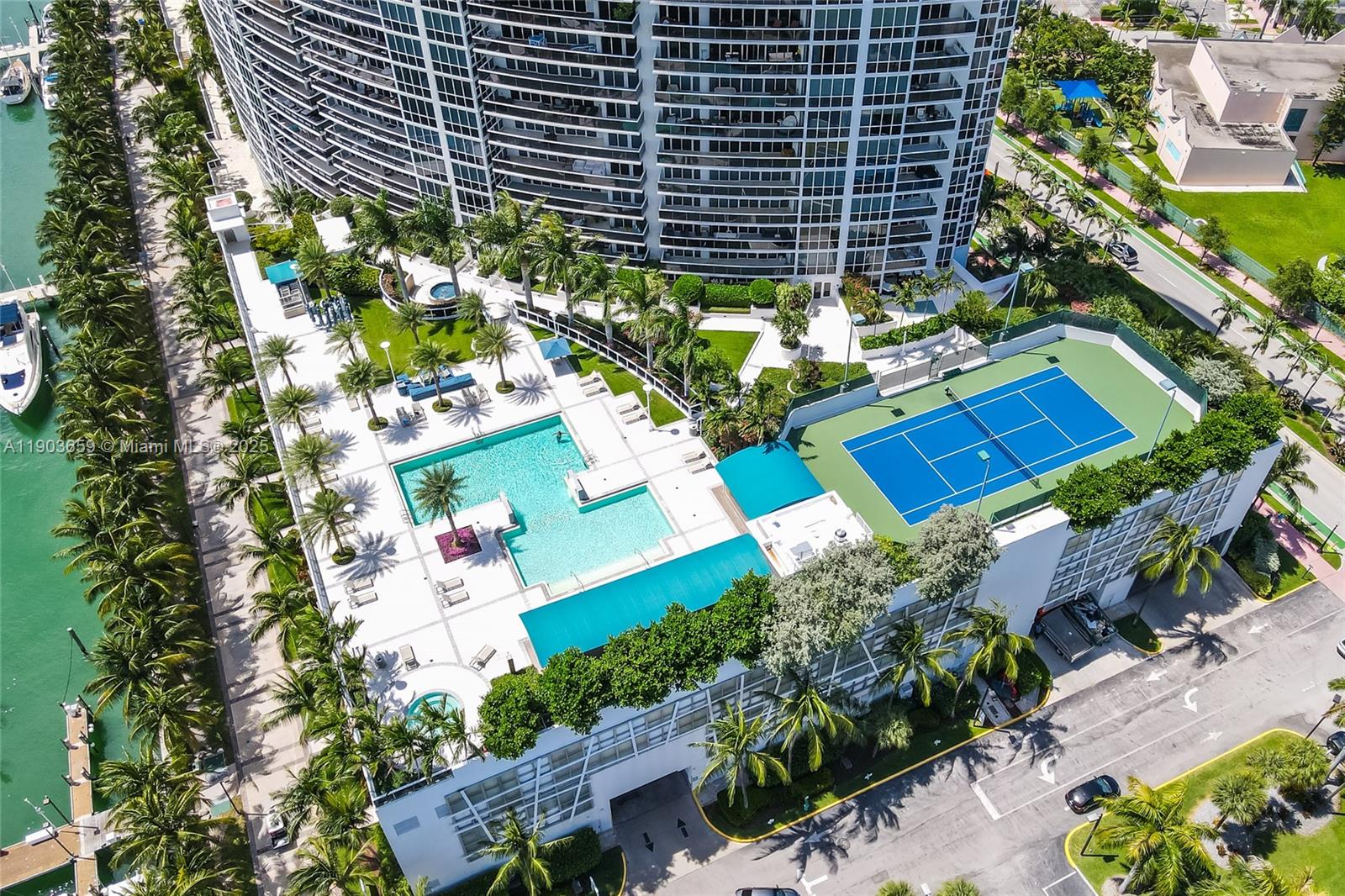 400 Alton Rd #2409 Miami Beach, FL 33139