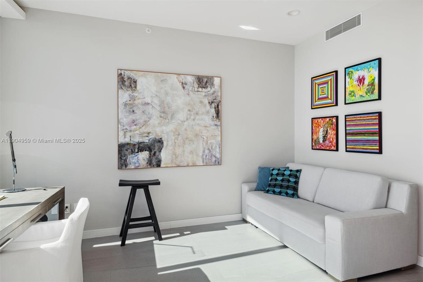 100 S Pointe Dr #3203 Miami Beach, FL 33139