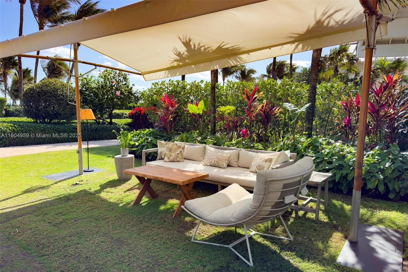 100 S Pointe Dr #3203 Miami Beach, FL 33139