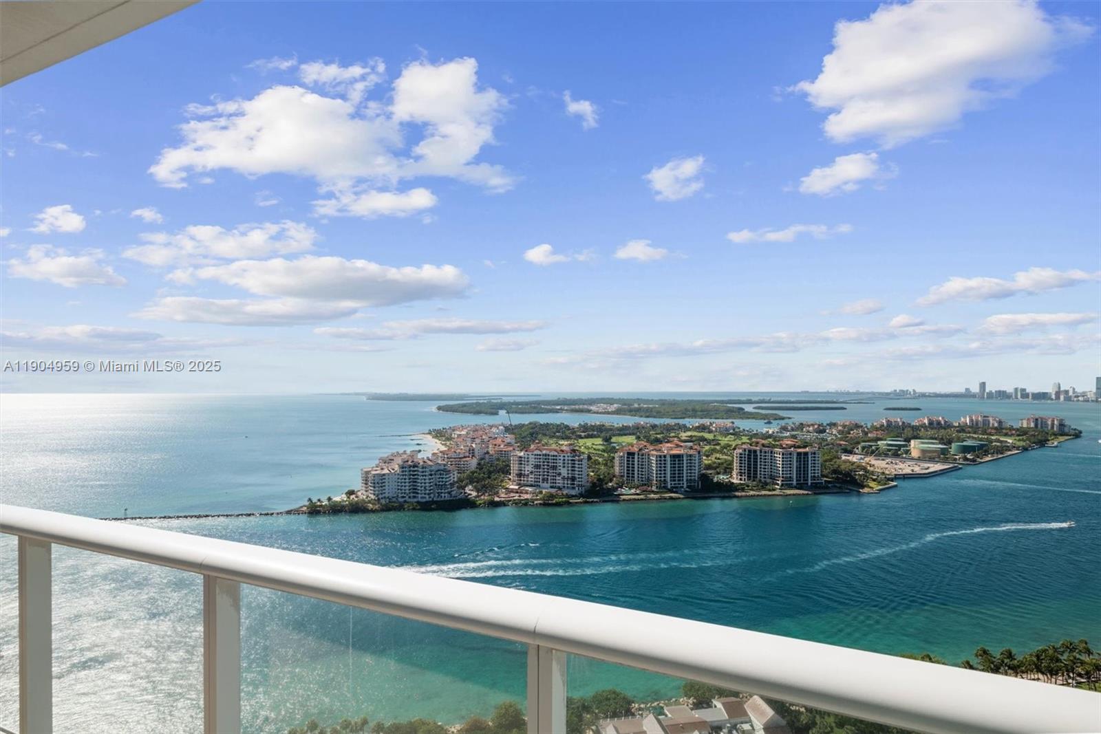 100 S Pointe Dr #3203 Miami Beach, FL 33139