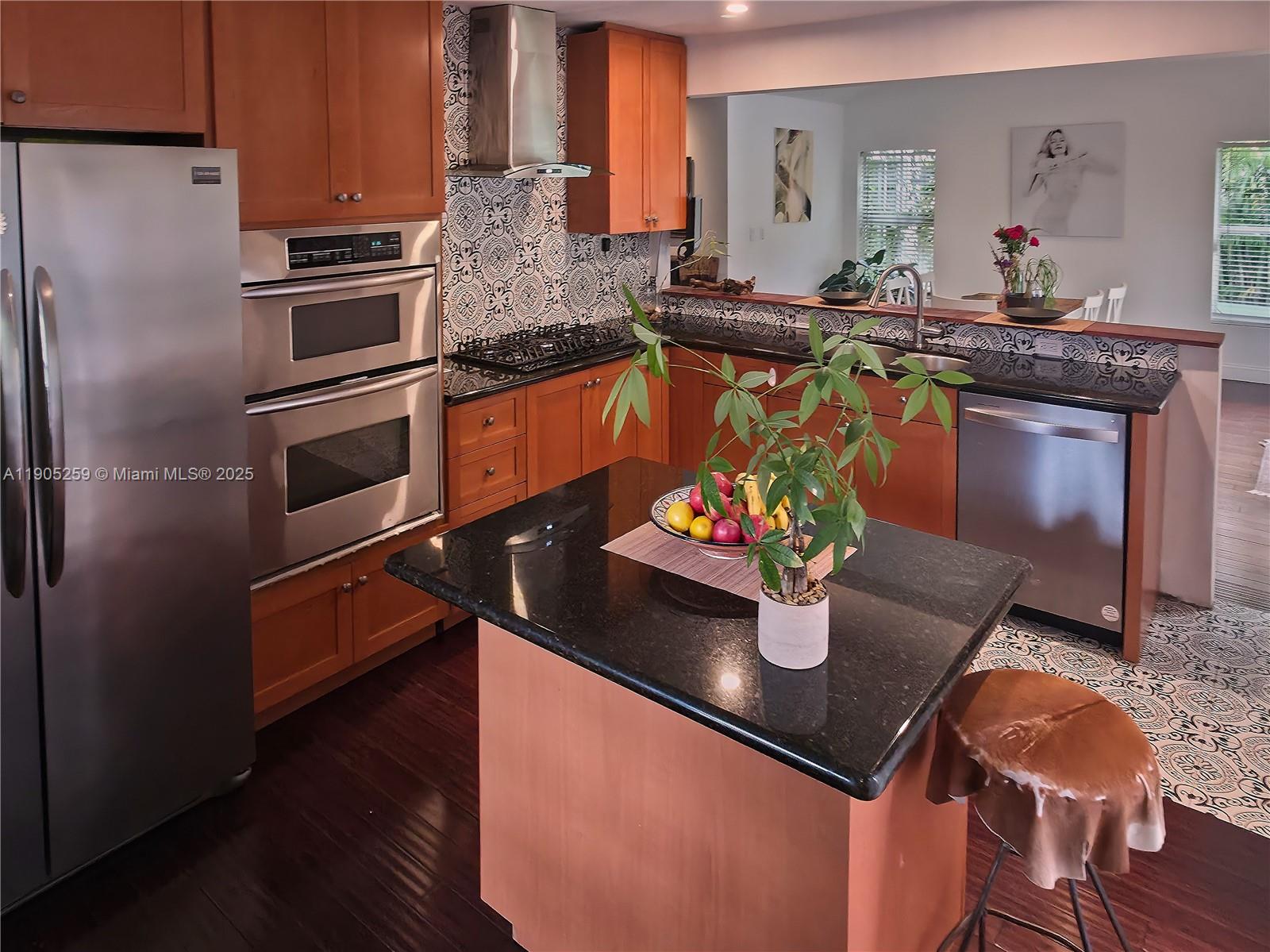 1368 Normandy Dr Miami Beach, FL 33141