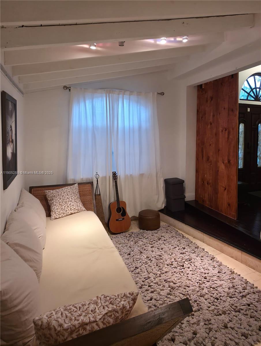 1368 Normandy Dr Miami Beach, FL 33141