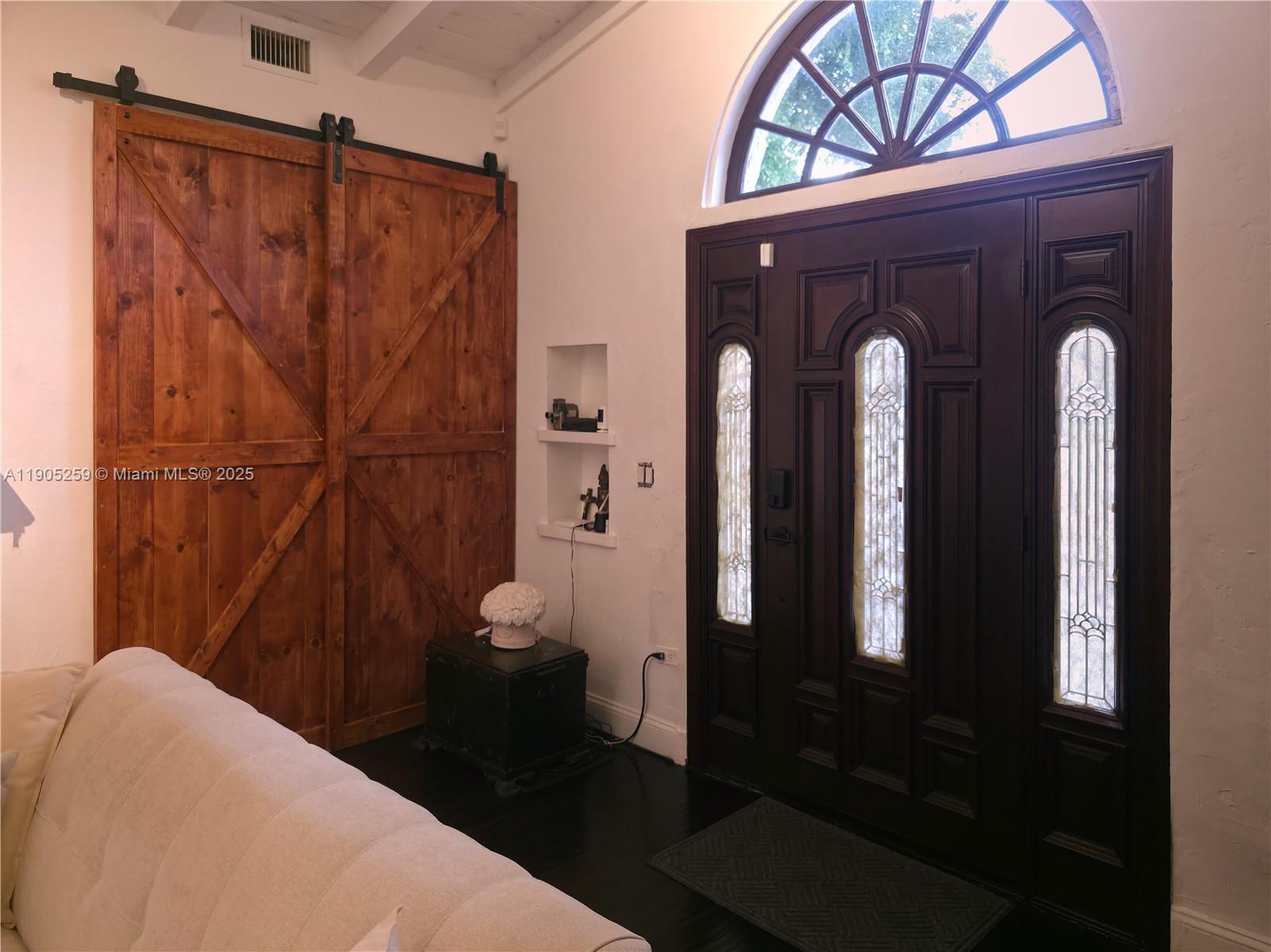 1368 Normandy Dr Miami Beach, FL 33141