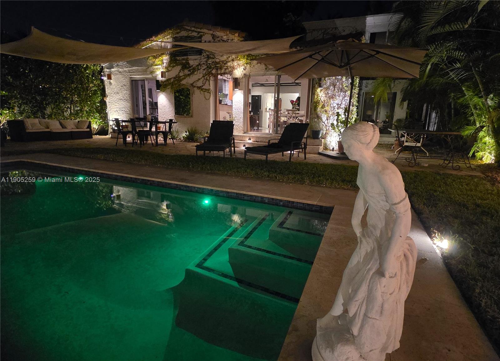 1368 Normandy Dr Miami Beach, FL 33141