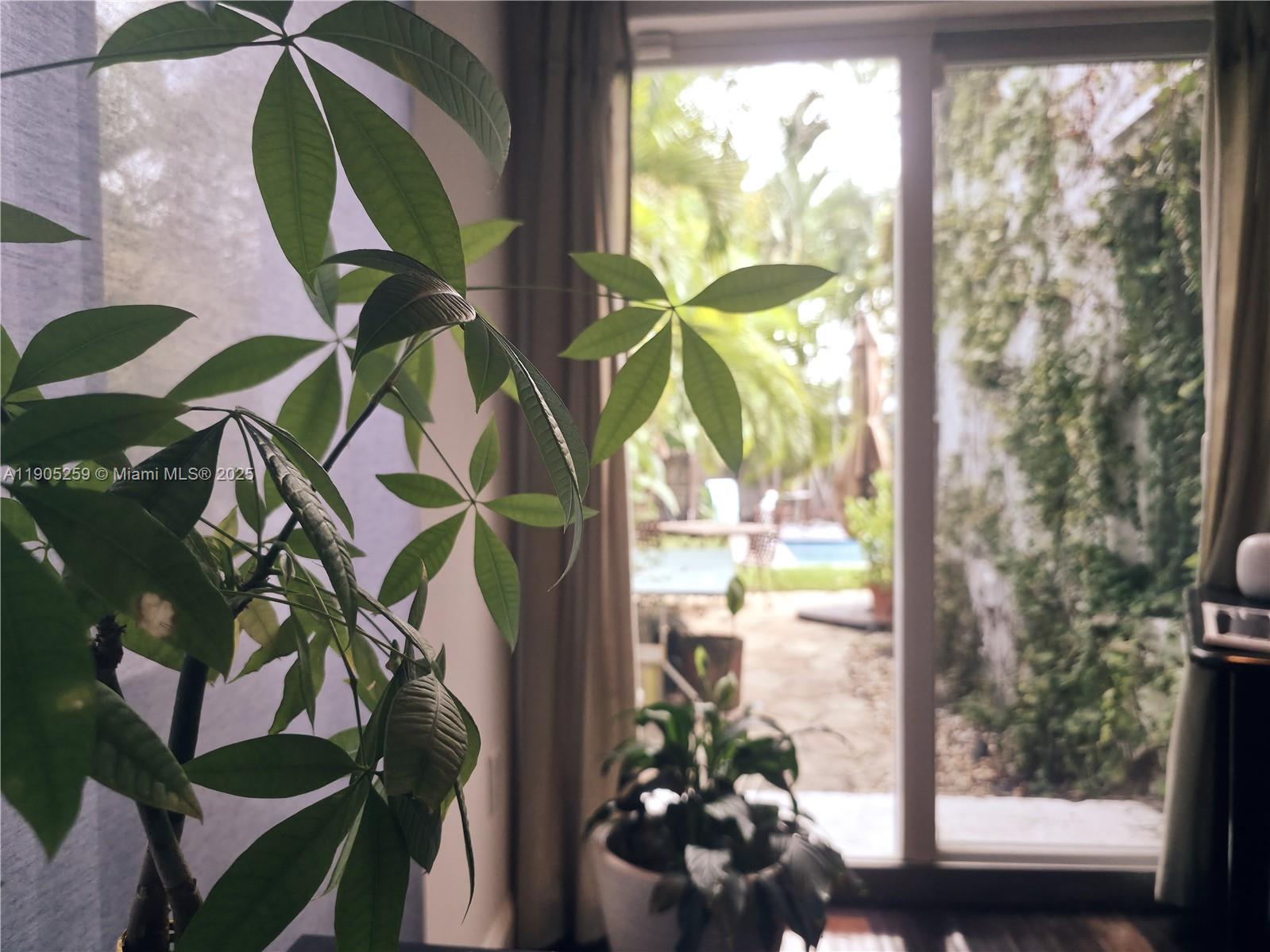 1368 Normandy Dr Miami Beach, FL 33141