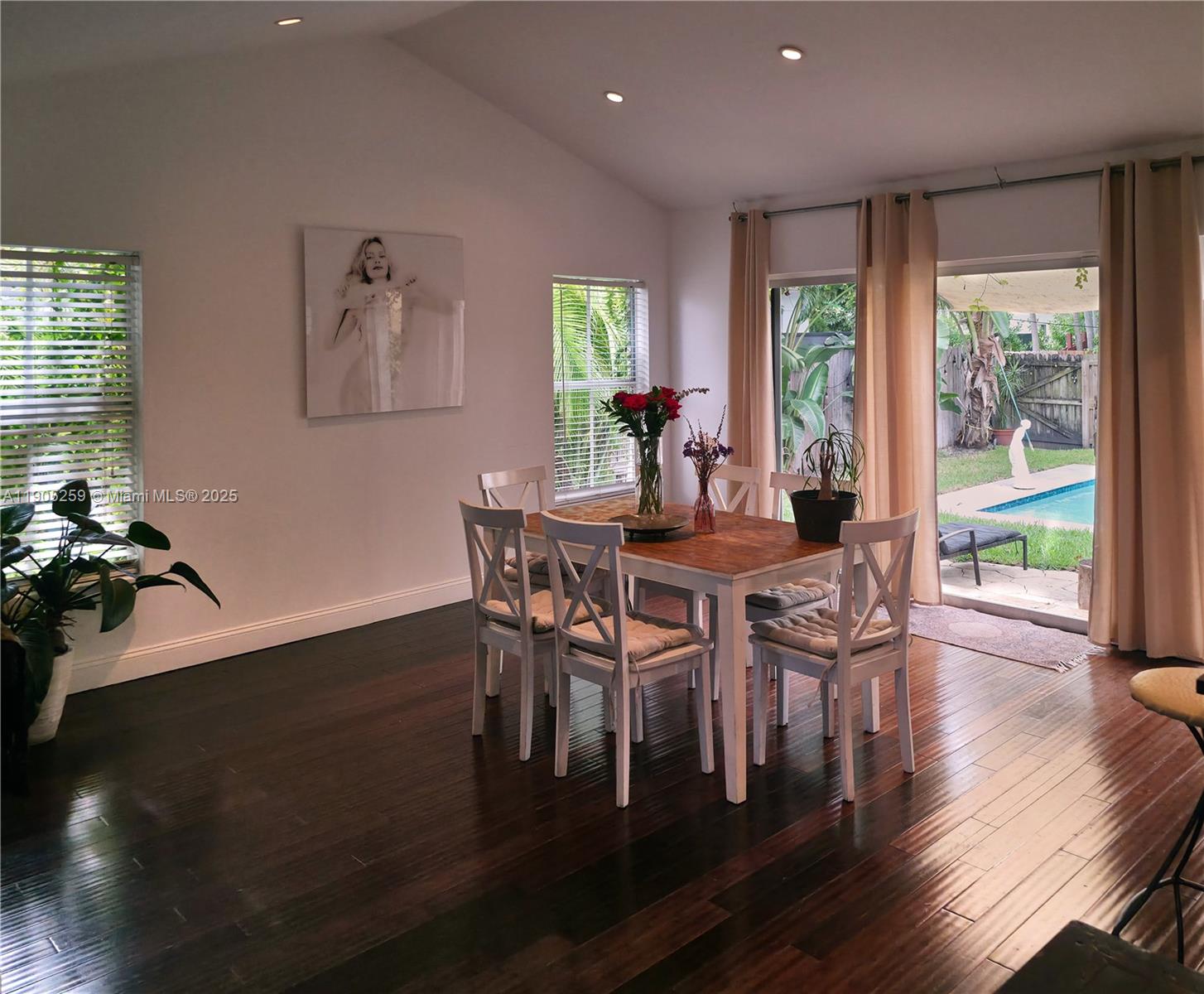 1368 Normandy Dr Miami Beach, FL 33141