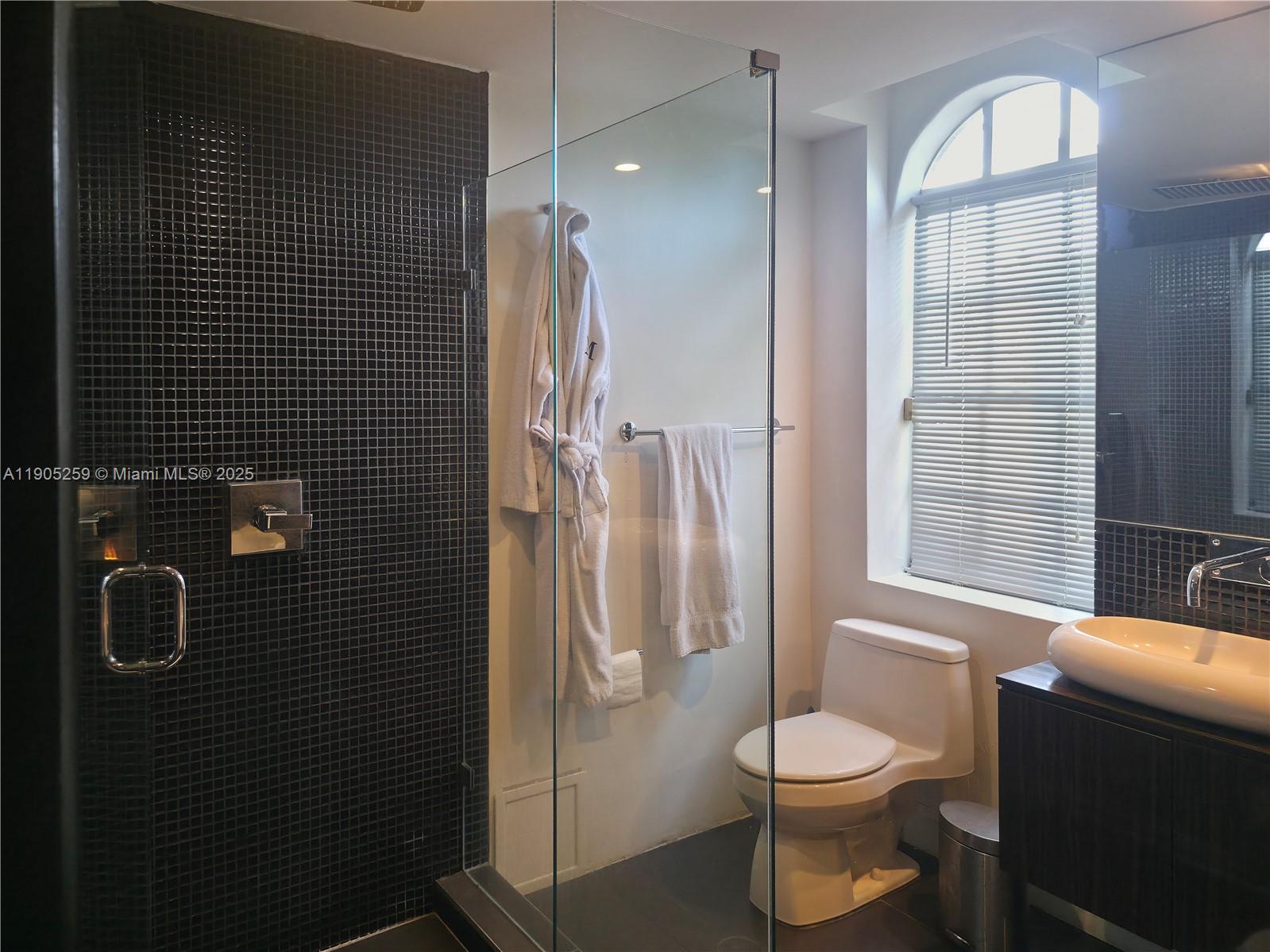 1368 Normandy Dr Miami Beach, FL 33141