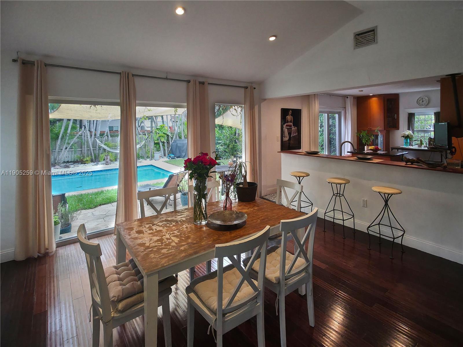 1368 Normandy Dr Miami Beach, FL 33141