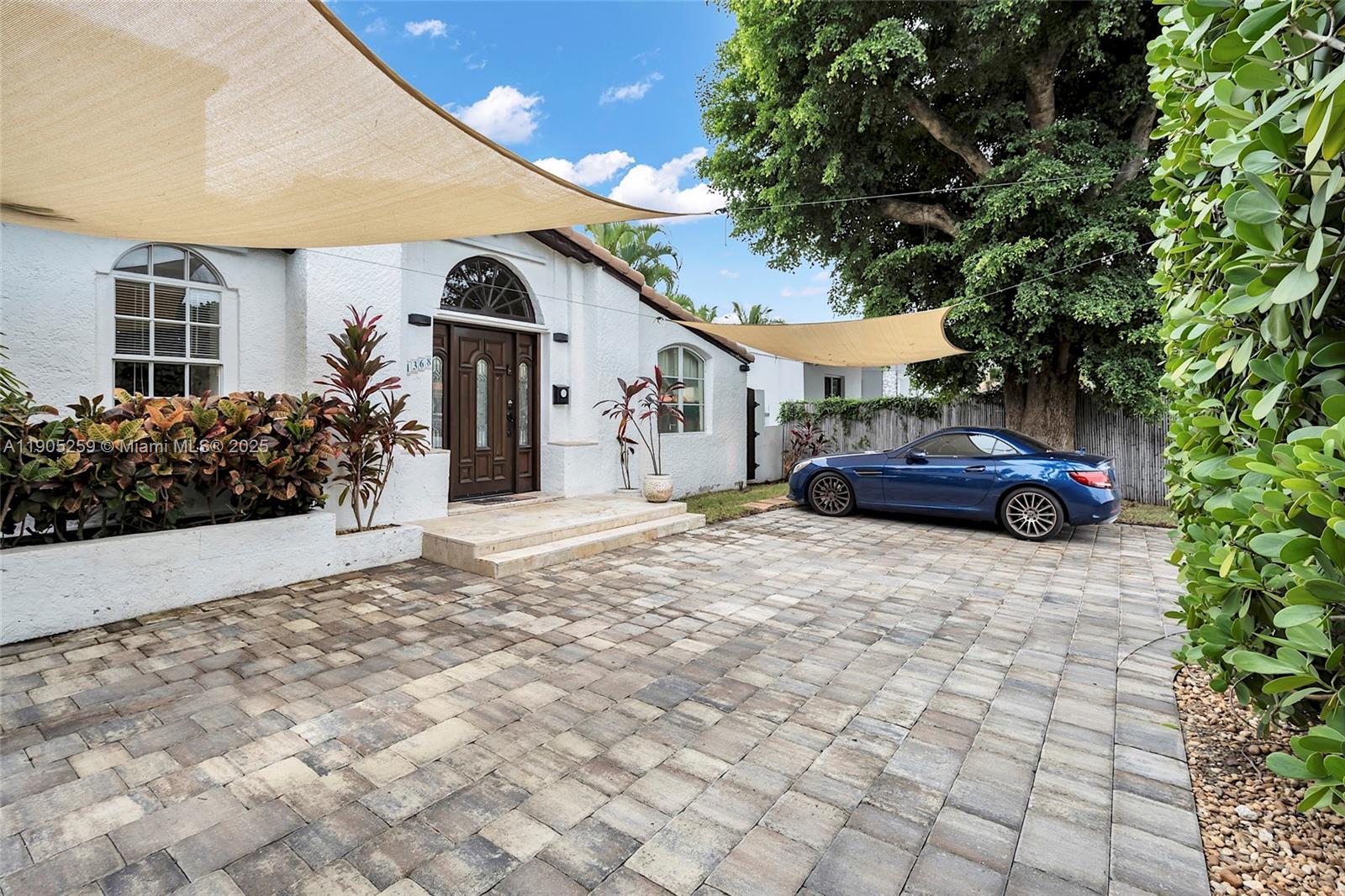 1368 Normandy Dr Miami Beach, FL 33141