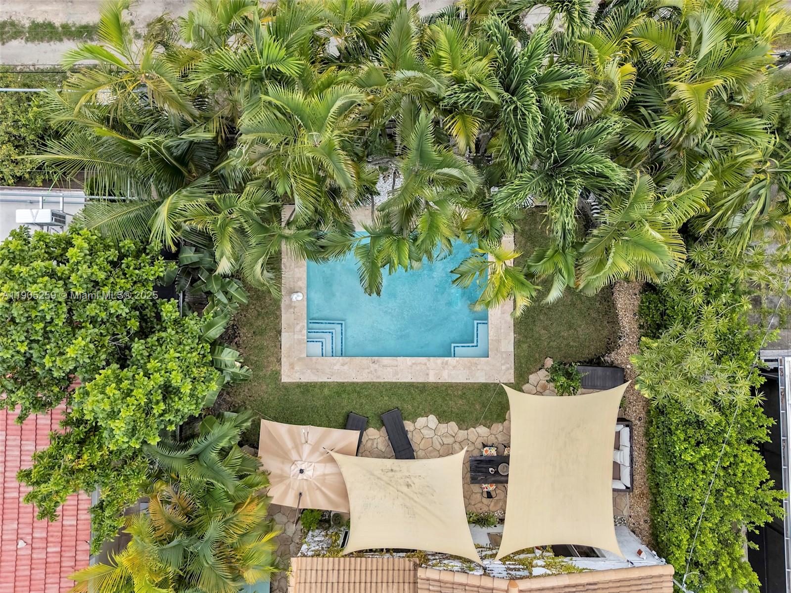 1368 Normandy Dr Miami Beach, FL 33141