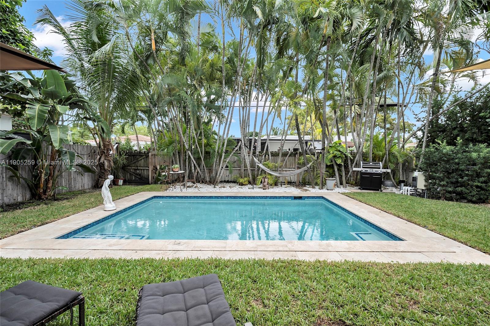 1368 Normandy Dr Miami Beach, FL 33141