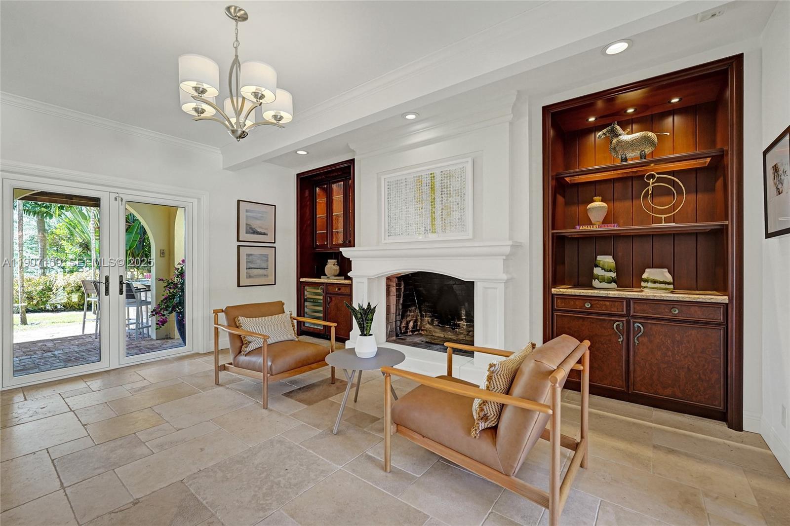 2035 NE 31st Ave Fort Lauderdale, FL 33305