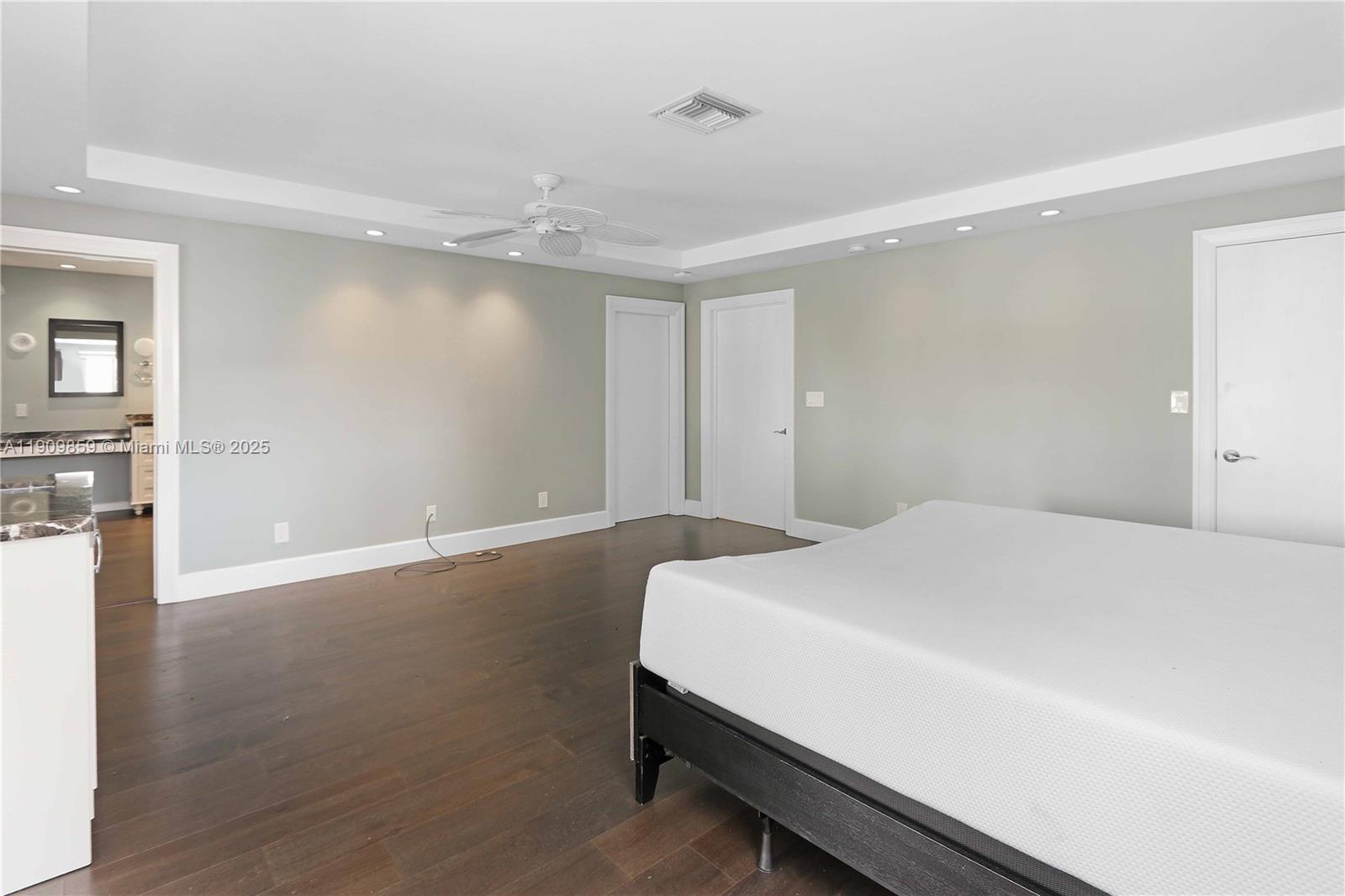 1108 Washington St Hollywood, FL 33019