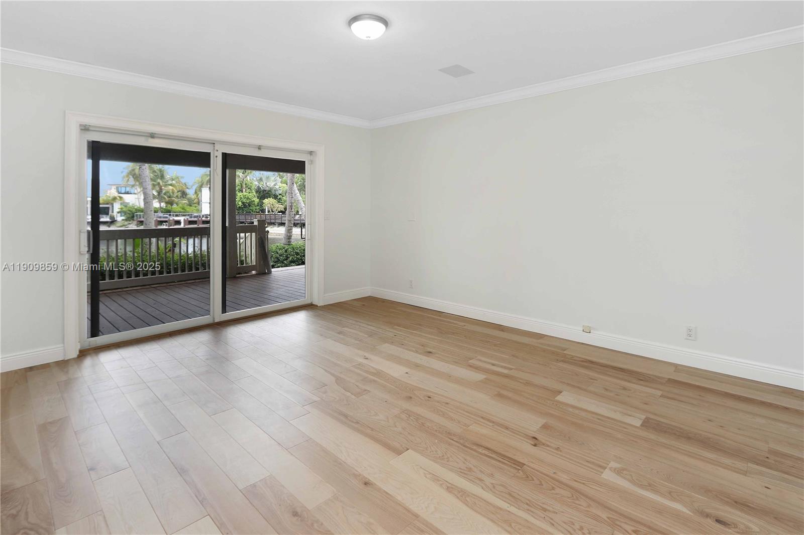 1108 Washington St Hollywood, FL 33019