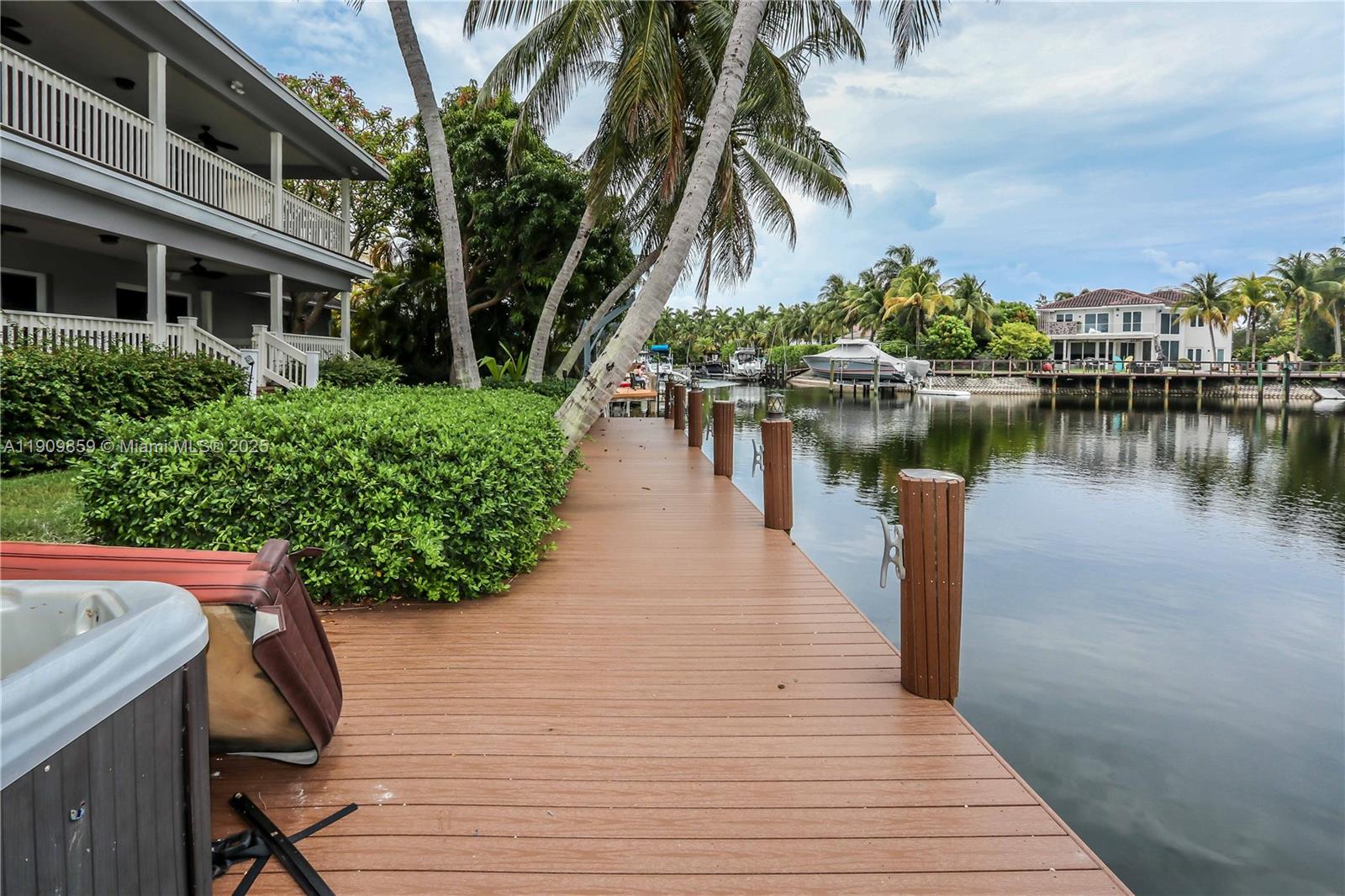 1108 Washington St Hollywood, FL 33019