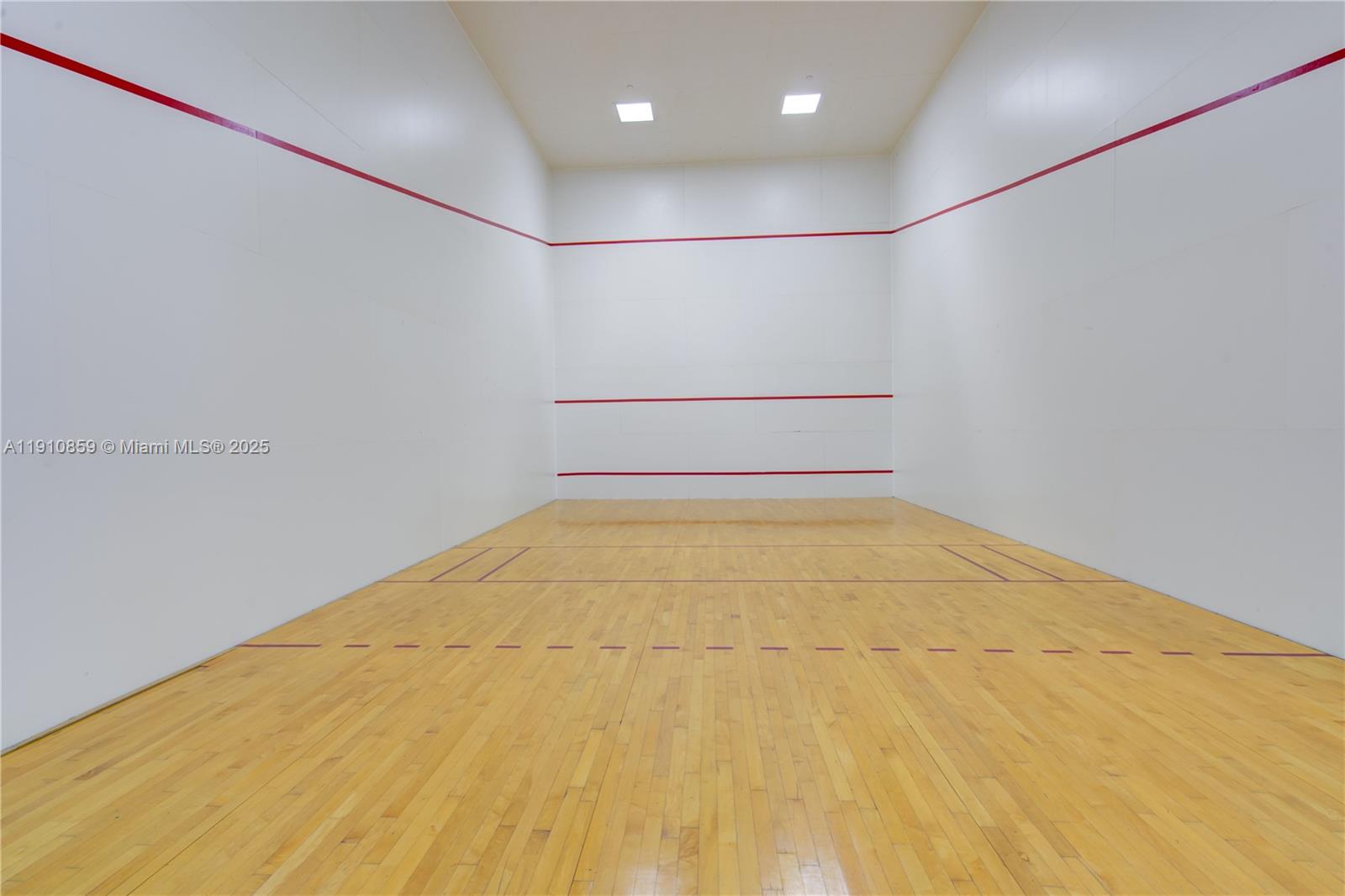 808 E Brickell Key Dr #2104 Miami, FL 33131