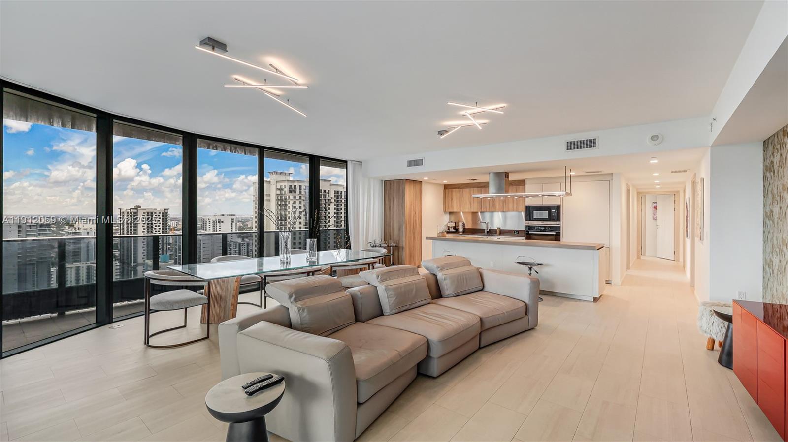 1000 Brickell Plz #3002 Miami, FL 33131