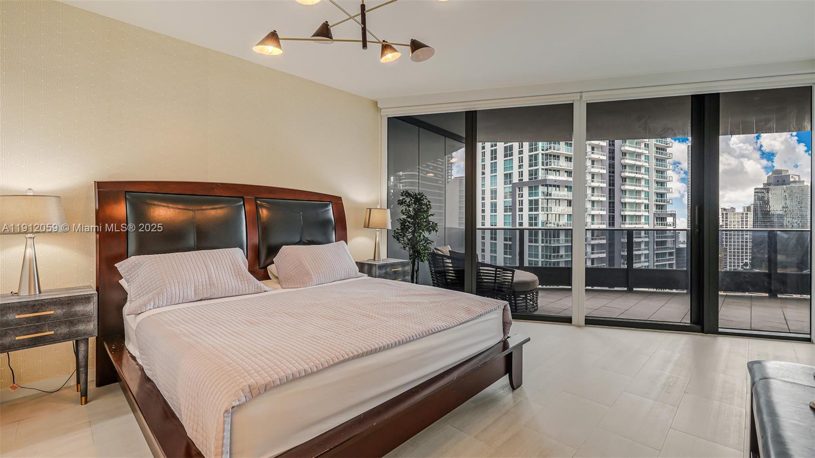 1000 Brickell Plz #3002 Miami, FL 33131