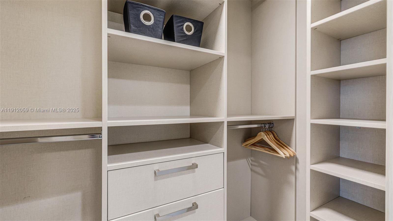 1000 Brickell Plz #3002 Miami, FL 33131