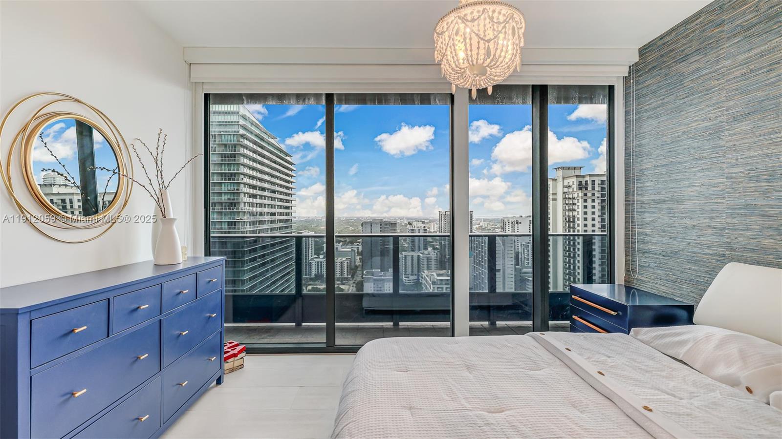 1000 Brickell Plz #3002 Miami, FL 33131