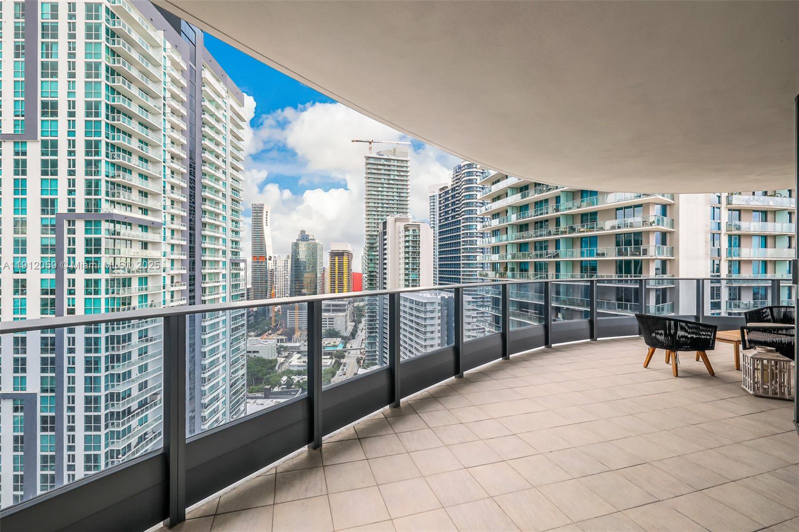 1000 Brickell Plz #3002 Miami, FL 33131