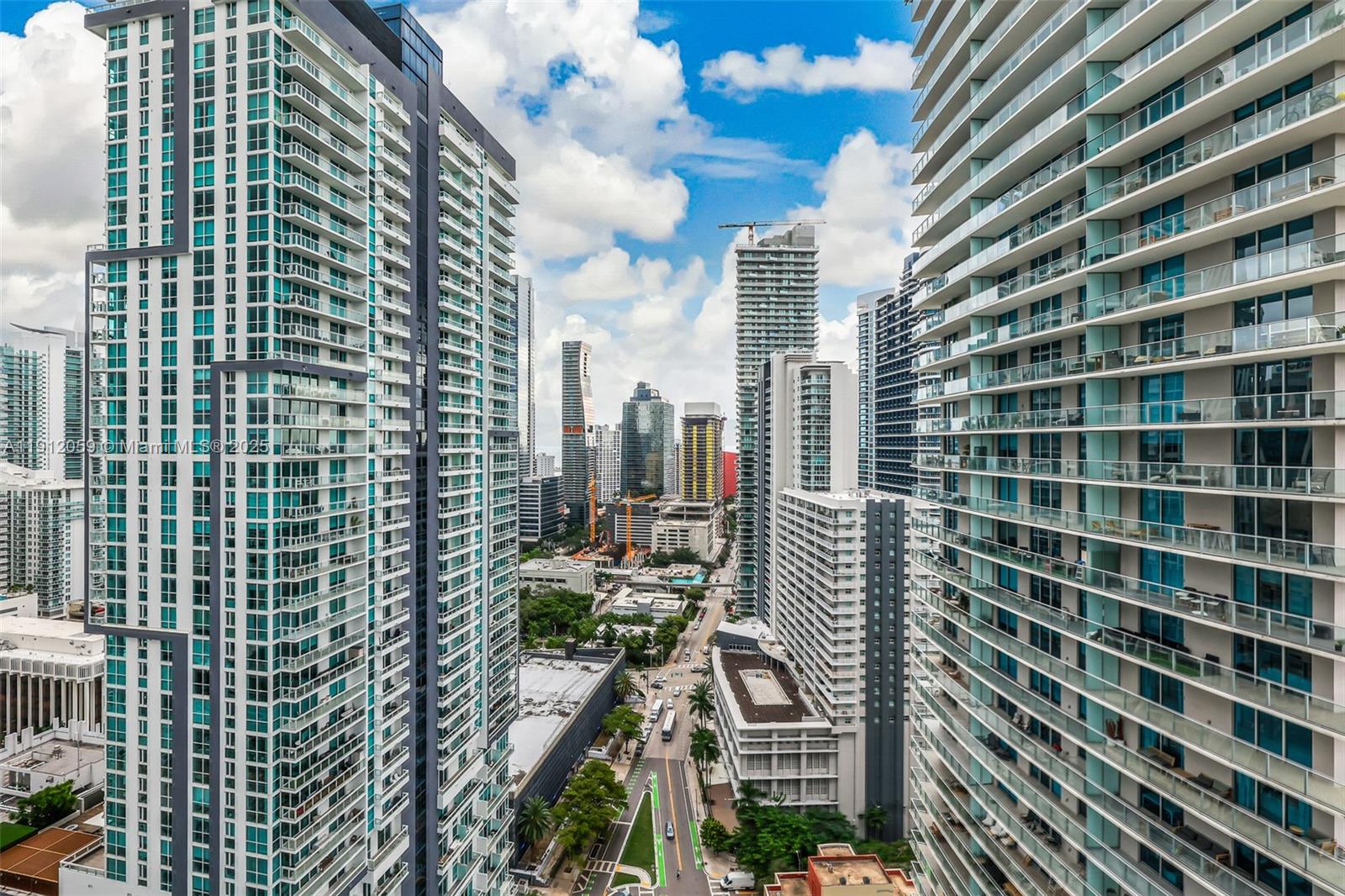 1000 Brickell Plz #3002 Miami, FL 33131