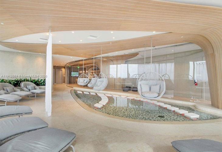 1000 Brickell Plz #3002 Miami, FL 33131