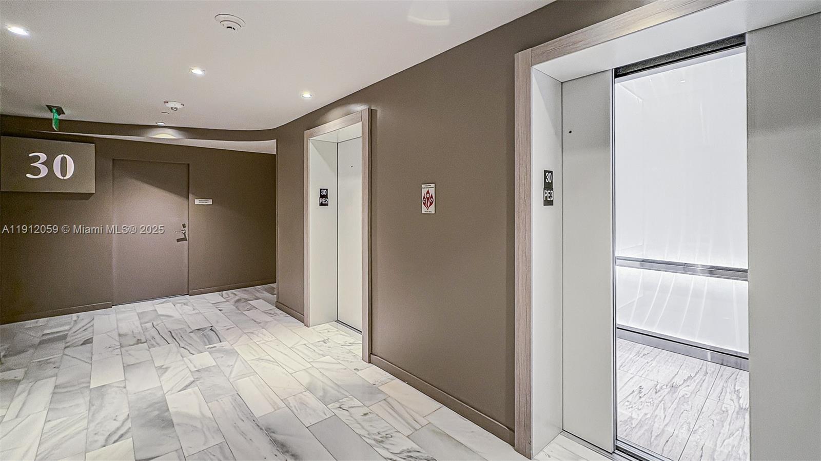 1000 Brickell Plz #3002 Miami, FL 33131