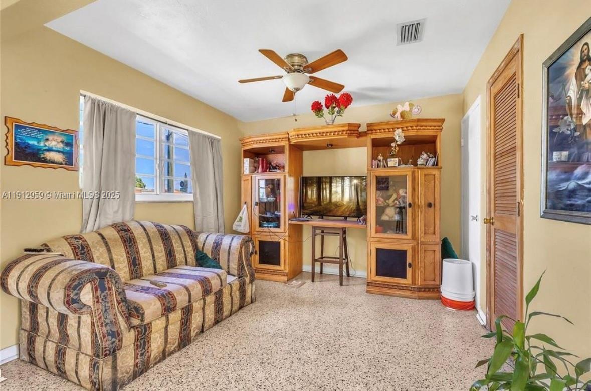 17210 NW 47th Ave Miami Gardens, FL 33055