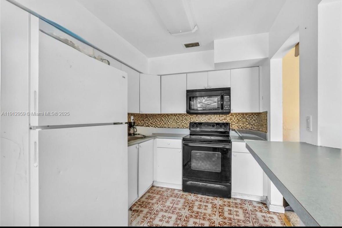 17210 NW 47th Ave Miami Gardens, FL 33055