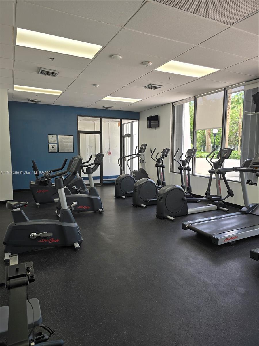 image Arlen House East12