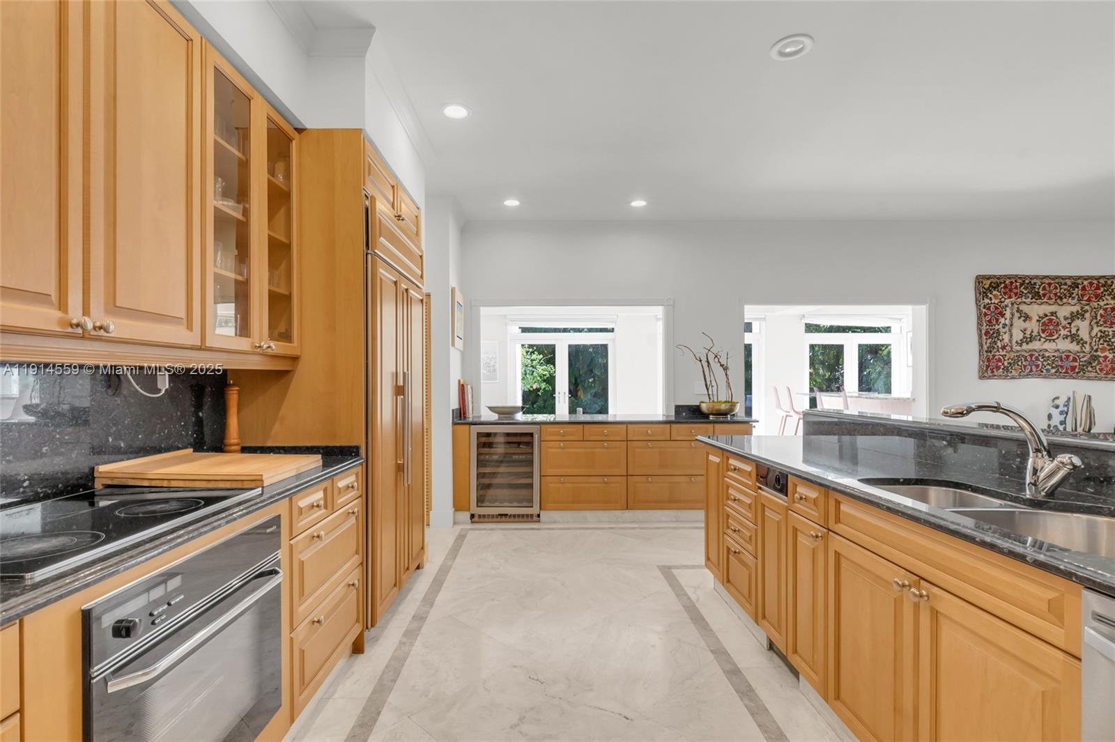 5794 SW 76th Ter South Miami, FL 33143