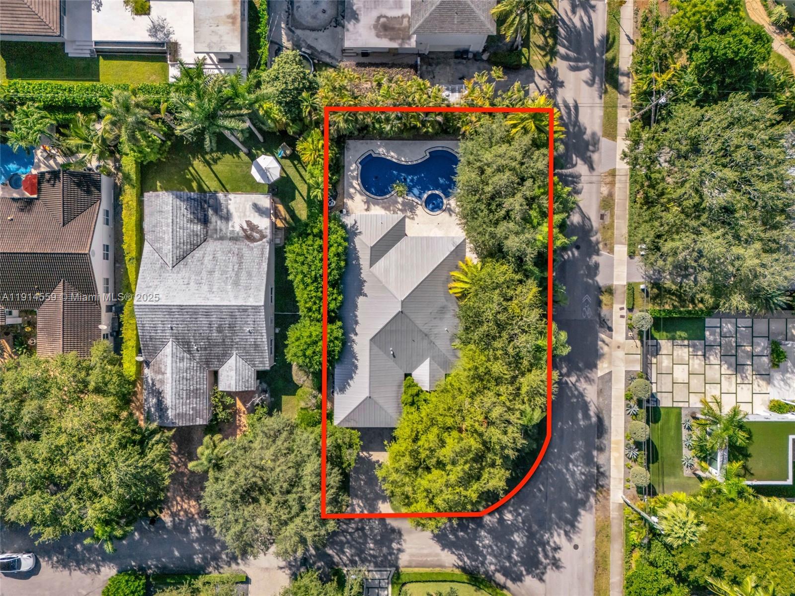 5794 SW 76th Ter South Miami, FL 33143