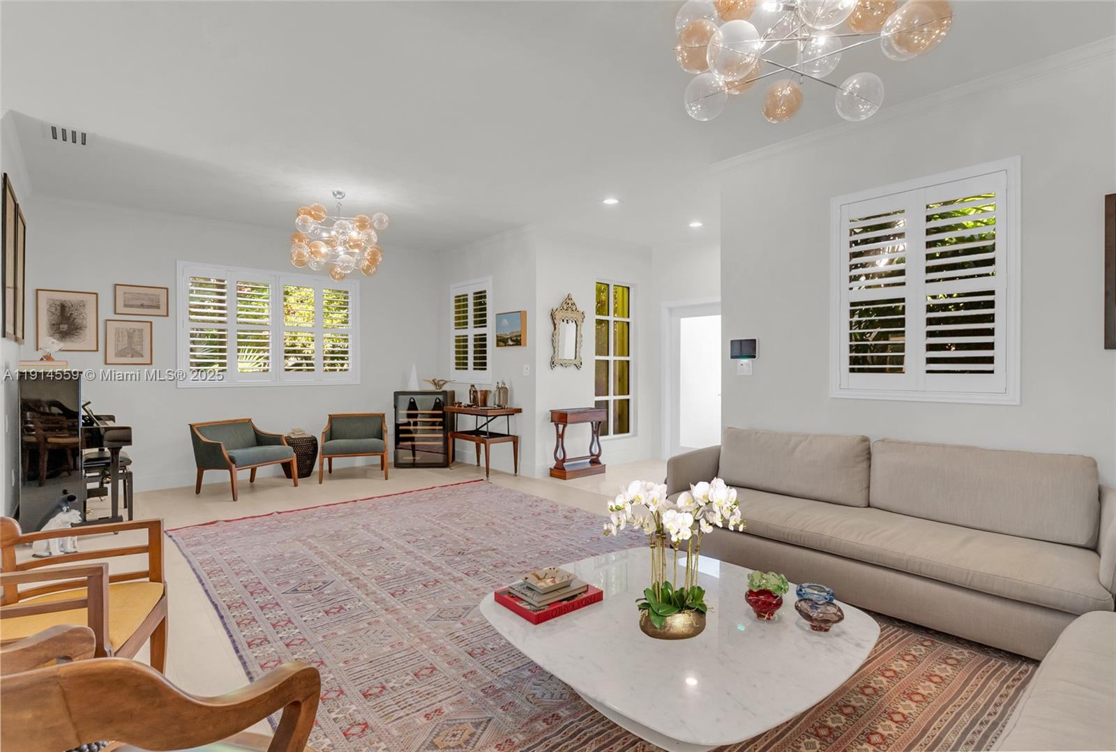 5794 SW 76th Ter South Miami, FL 33143