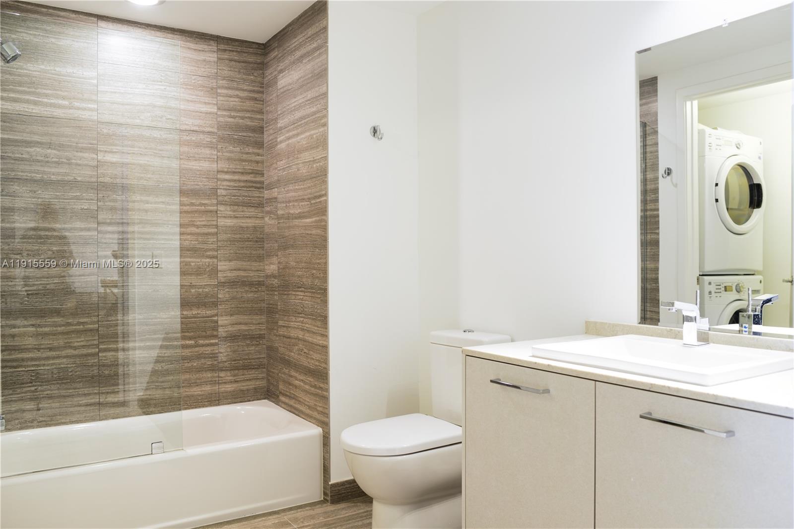 image 1010 Brickell Condo11