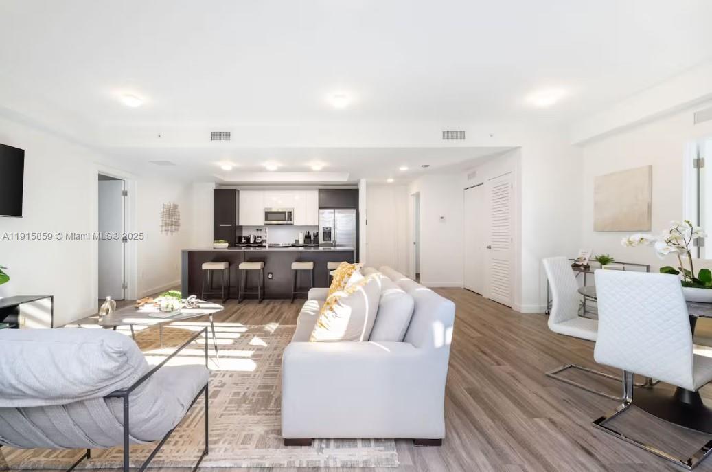 2955 S Bird Ave #PH-B Miami, FL 33133