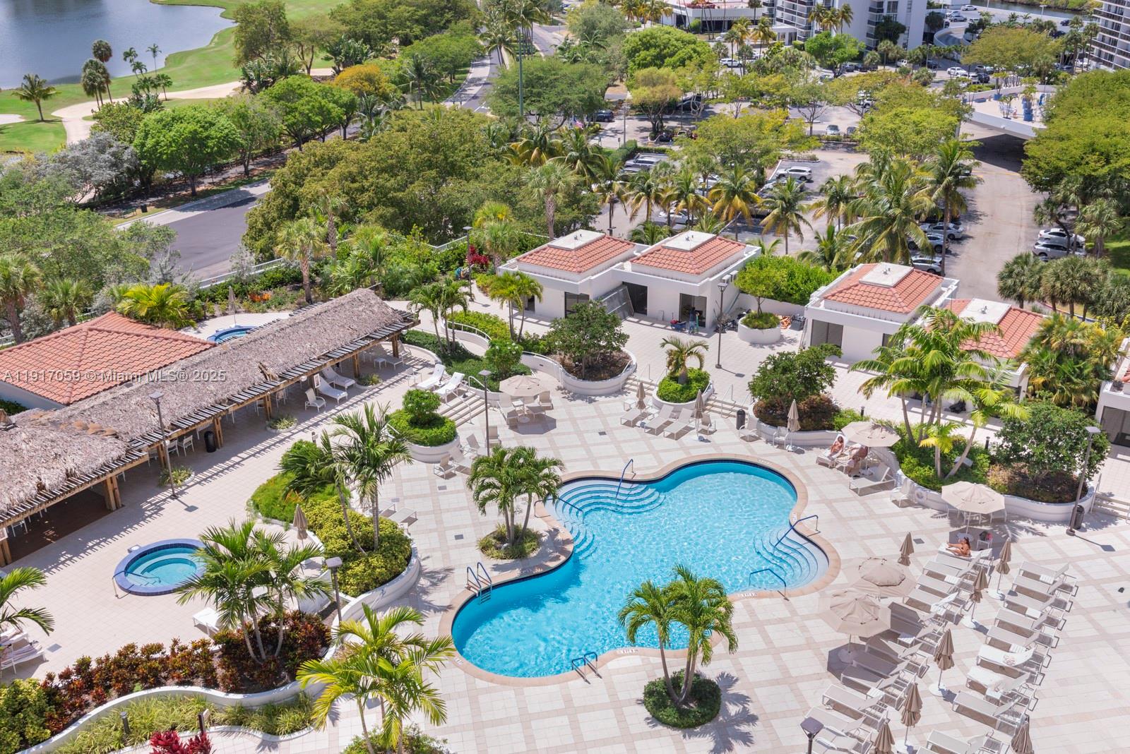 image Hamptons West Condo15