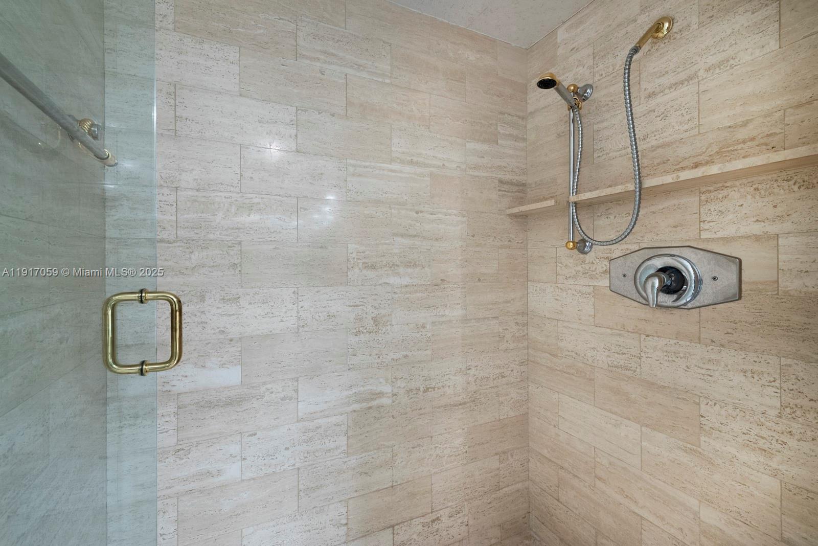 image Hamptons West Condo27