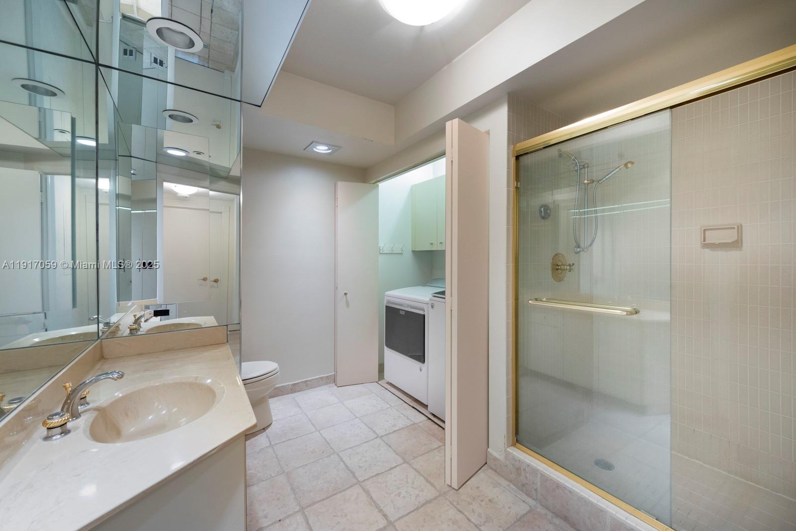 image Hamptons West Condo33