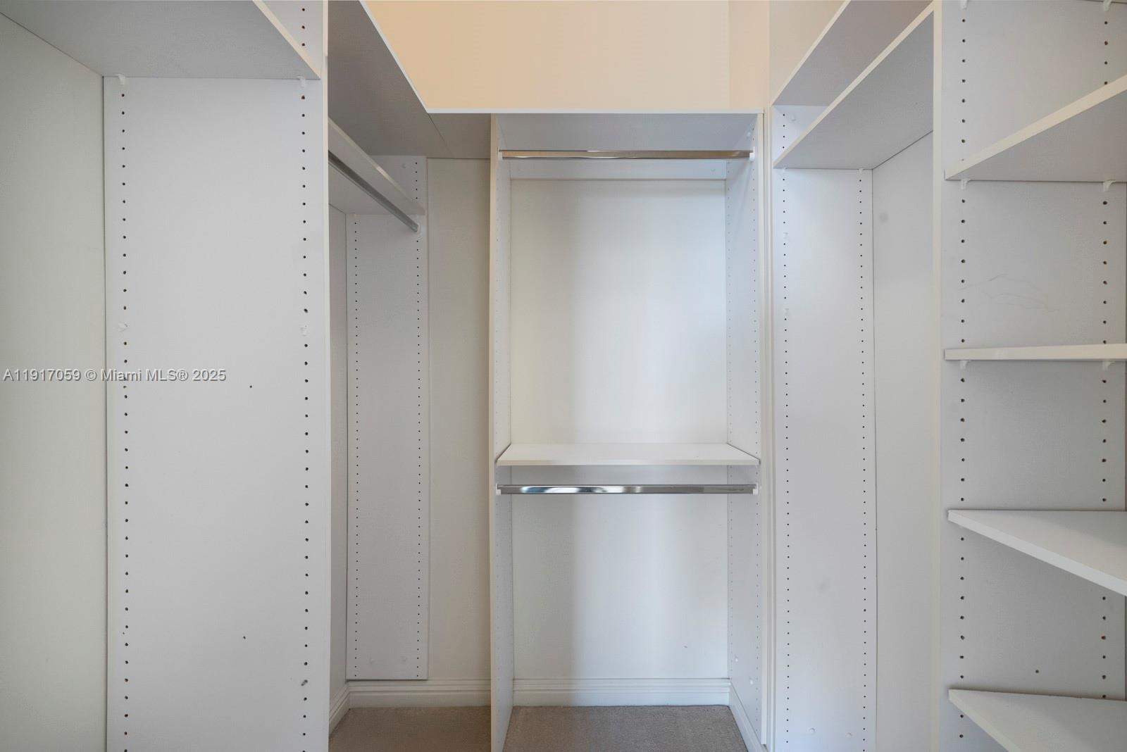 image Hamptons West Condo36