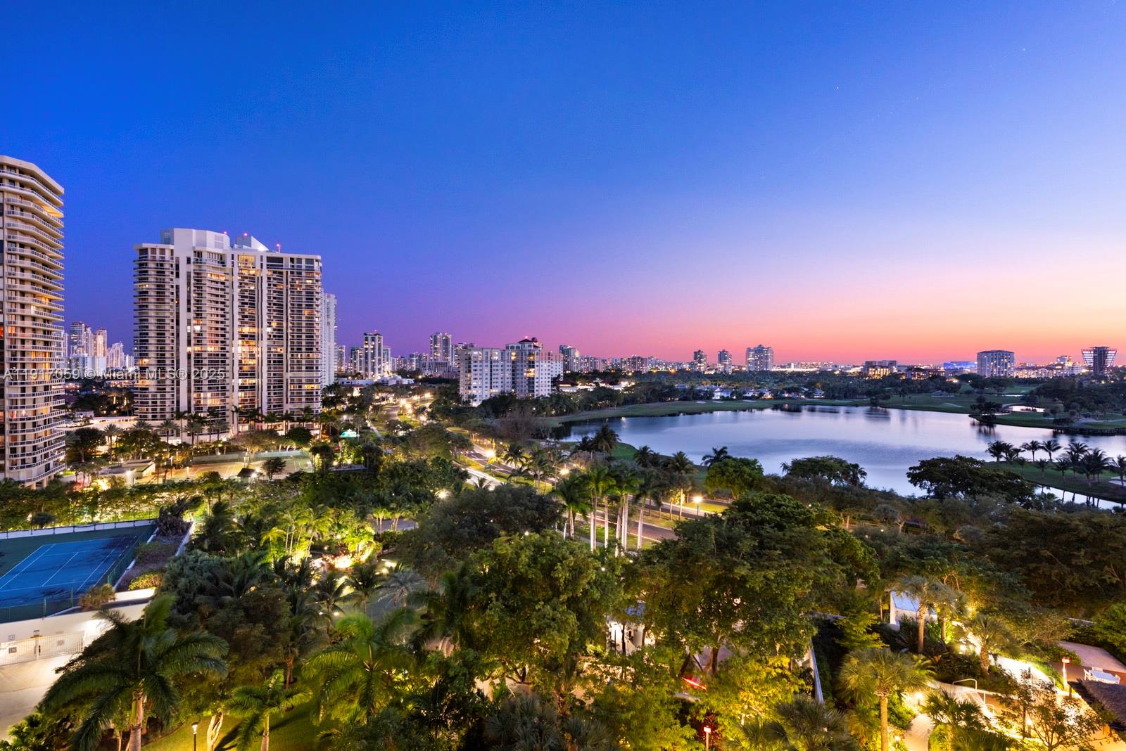 image Hamptons West Condo40