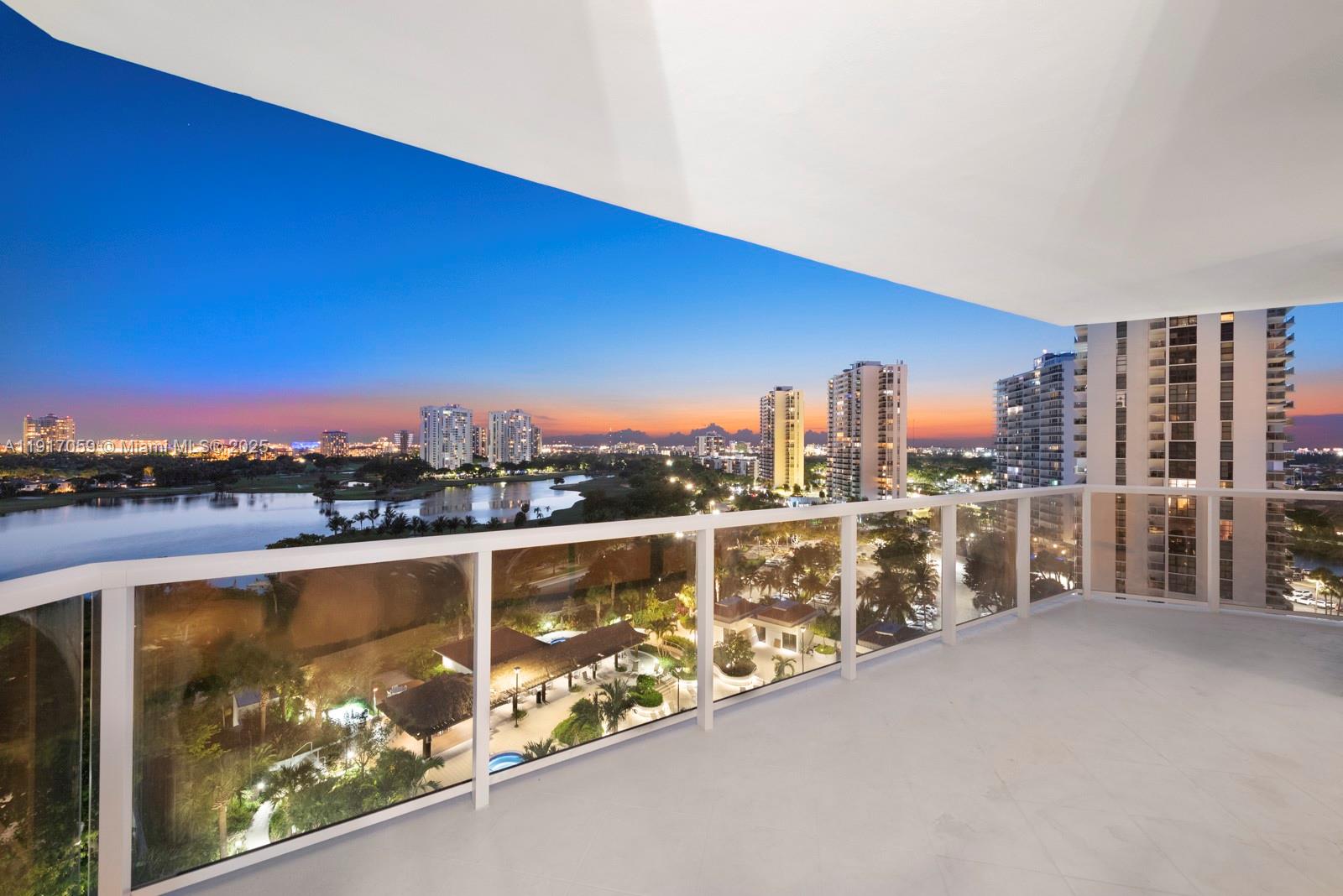 image Hamptons West Condo42