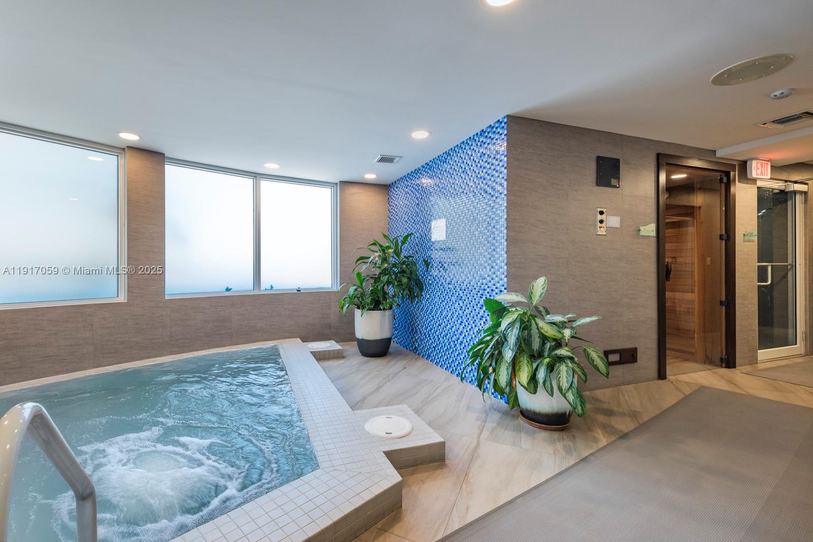 image Hamptons West Condo59