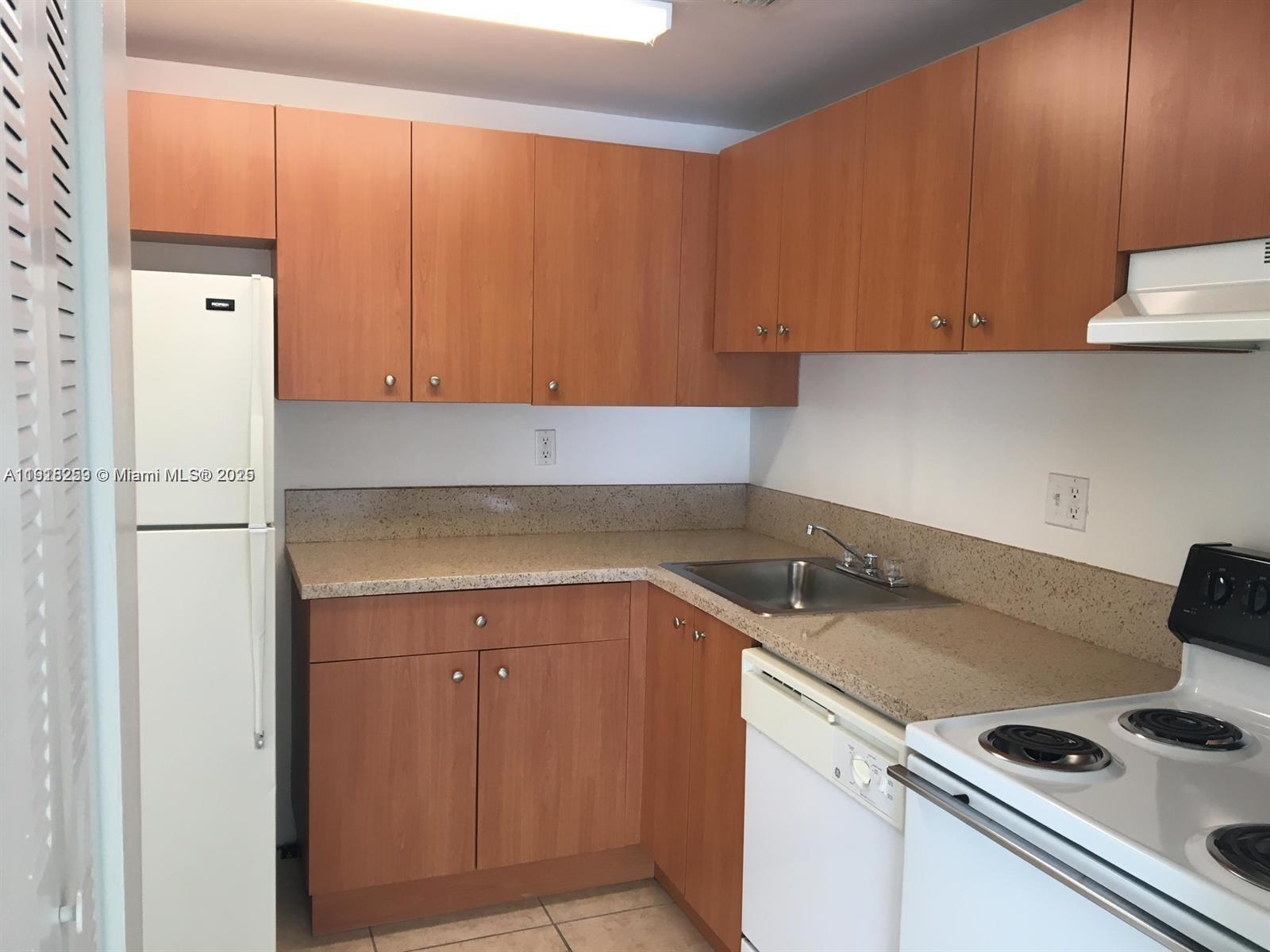 437 Executive Ctr Dr #209